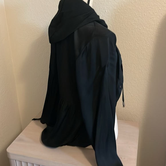 Gigi MODA satin hoodie - Picture 5 of 6